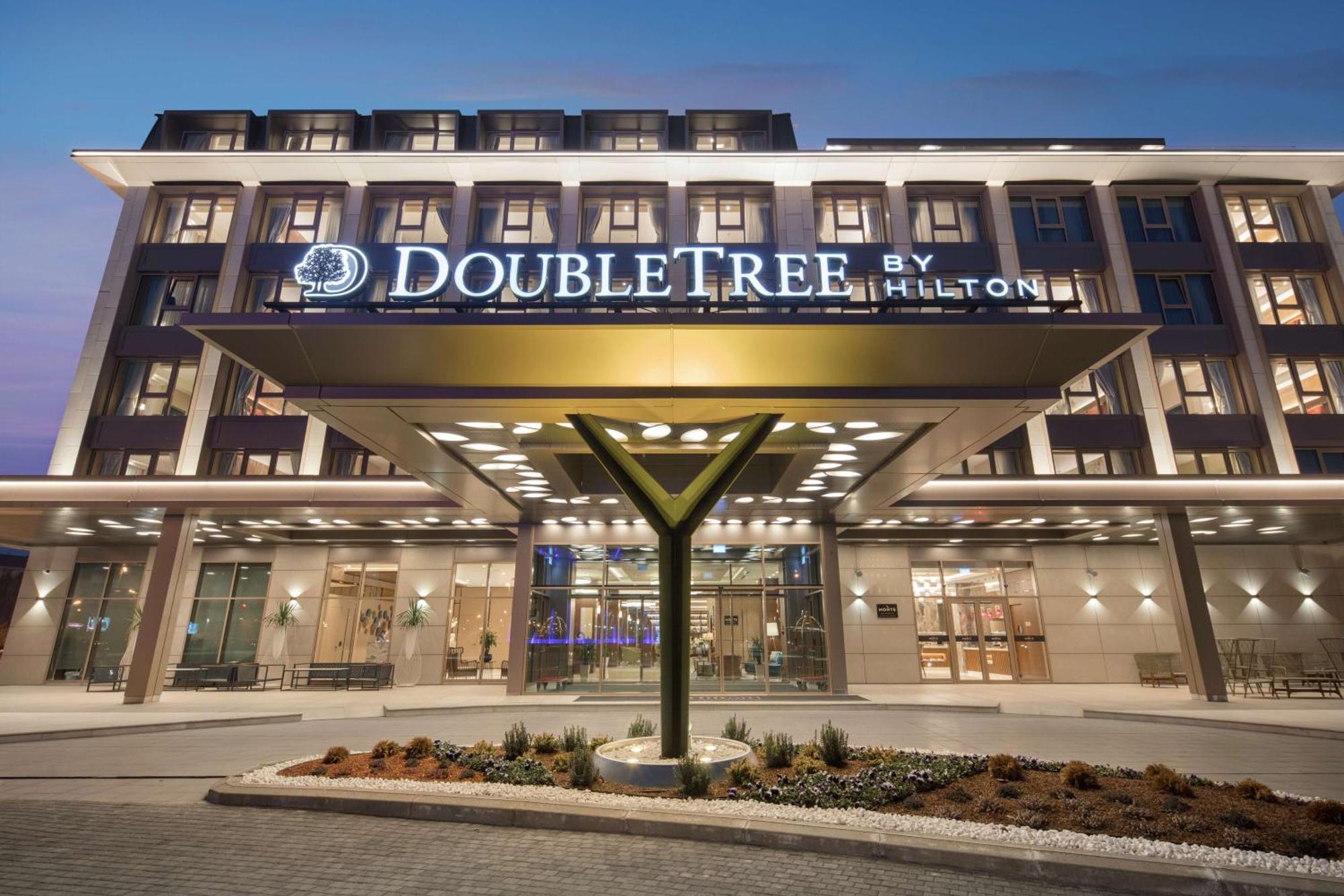 فندق دبل تري باي هيلتون سكوب سكوبجي المظهر الخارجي الصورة DoubleTree by Hilton Athens